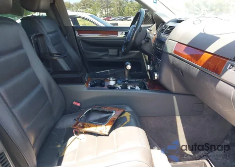 2004 Volkswagen Touareg V6 z USA, uszkodzony, nr VIN WVGBC67L74D017200